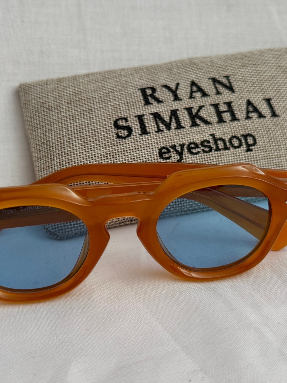 Ryan Simkhai Eyeshop LAMAR Sunglasses - Caramel / Blue